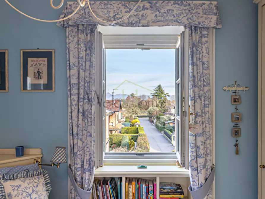 Immagine 11 di Appartamento in vendita  in Alzate Brianza Via della Noce 116 a Alzate Brianza