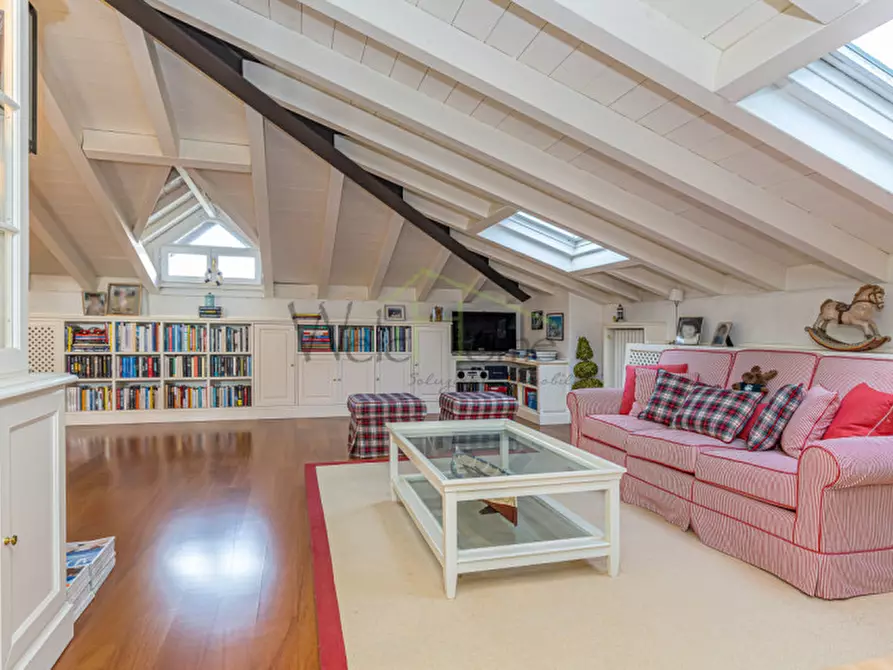 Immagine 13 di Appartamento in vendita  in Alzate Brianza Via della Noce 116 a Alzate Brianza