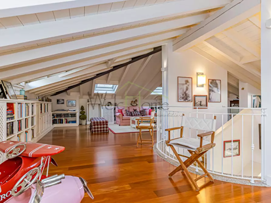 Immagine 14 di Appartamento in vendita  in Alzate Brianza Via della Noce 116 a Alzate Brianza