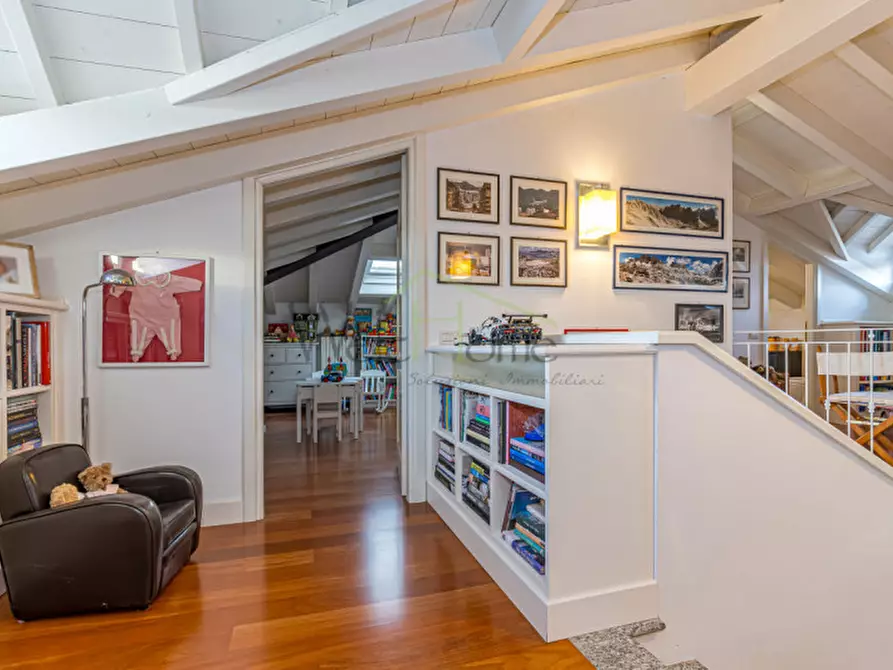 Immagine 18 di Appartamento in vendita  in Alzate Brianza Via della Noce 116 a Alzate Brianza