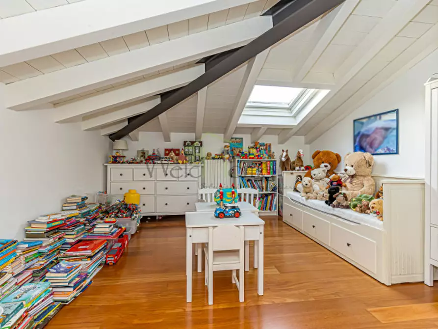 Immagine 19 di Appartamento in vendita  in Alzate Brianza Via della Noce 116 a Alzate Brianza