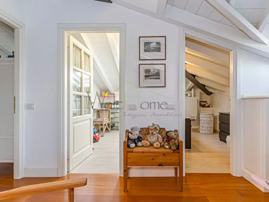 Immagine 20 di Appartamento in vendita  in Alzate Brianza Via della Noce 116 a Alzate Brianza