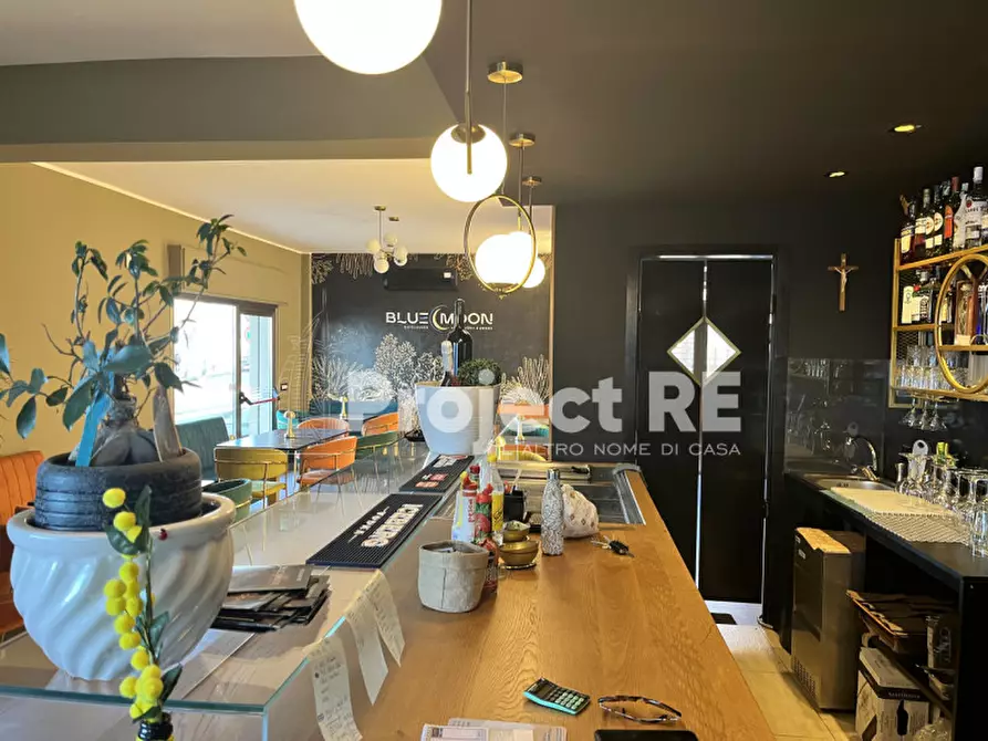 Immagine 5 di Attività commerciale in vendita  in Via Lungomare Cenide a Villa San Giovanni