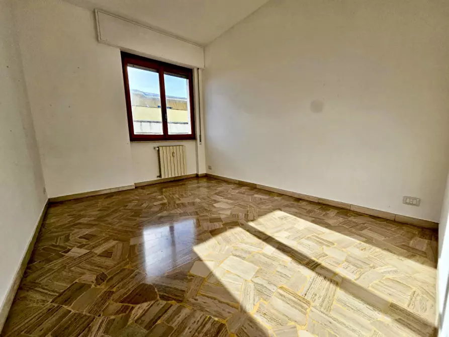 Immagine 23 di Appartamento in vendita  in Via Amendola a Savona