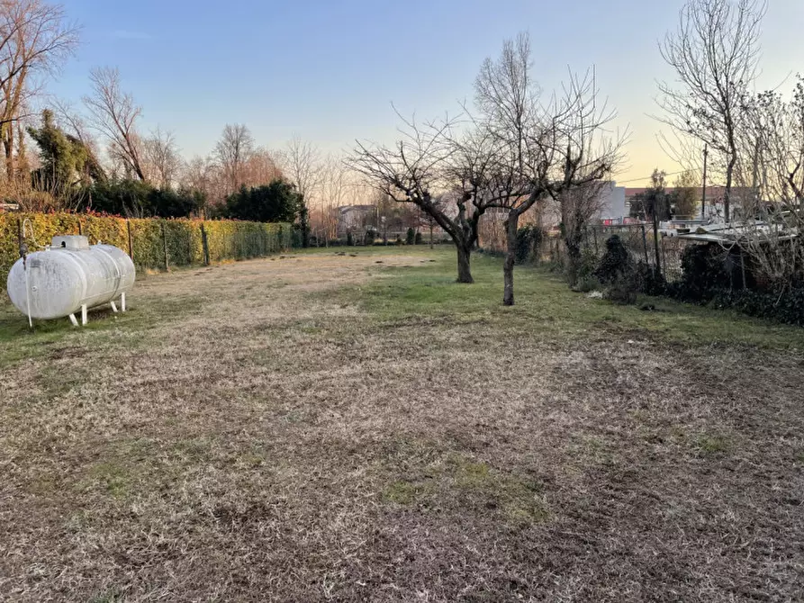 Immagine 6 di Casa indipendente in vendita  in via molini a Borso Del Grappa