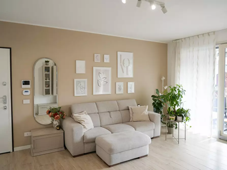 Immagine 6 di Appartamento in vendita  in Via Giuseppe Verdi 1 a Macherio