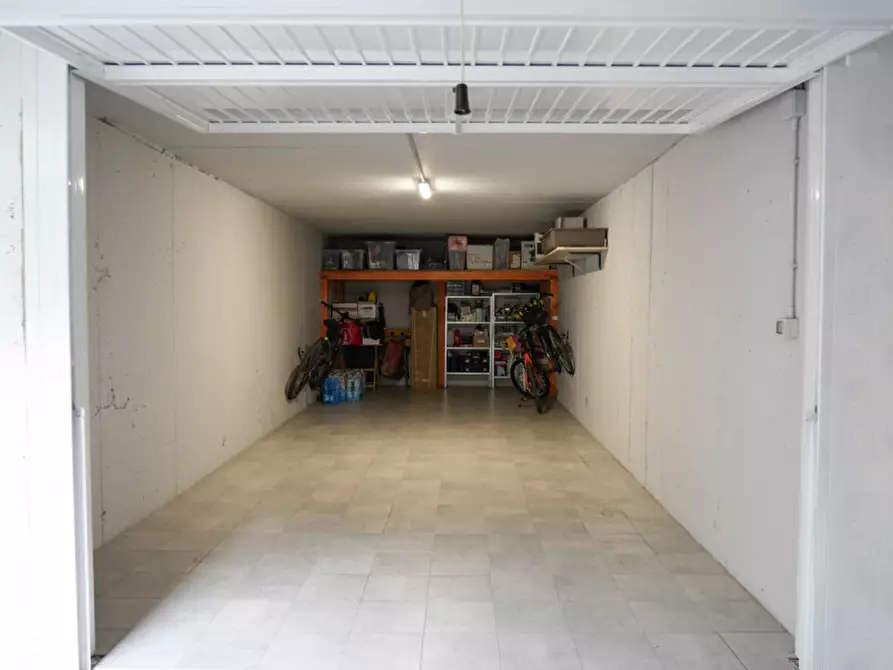 Immagine 37 di Appartamento in vendita  in Via Giuseppe Verdi 1 a Macherio