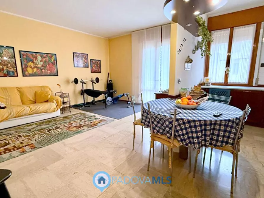 Immagine 1 di Appartamento in vendita  in Via Vittorio Saetta a Padova