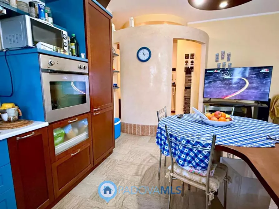 Immagine 4 di Appartamento in vendita  in Via Vittorio Saetta a Padova