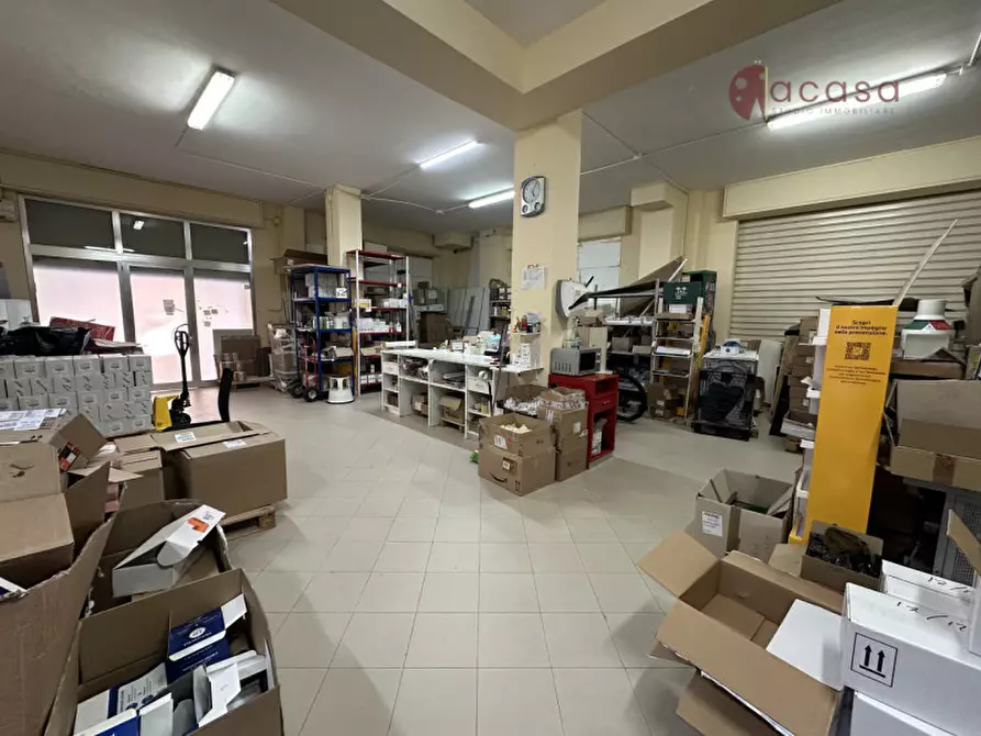 Immagine 6 di Negozio in vendita  in Via dei Cantieri 45 a Palermo