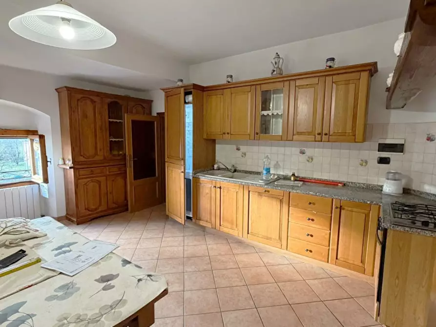 Immagine 1 di Appartamento in vendita  in Noferi-Lavatoio a Montevarchi