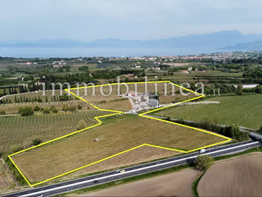 Immagine 2 di Agriturismo in vendita  in LOCALITA' BOSCON Piano T-1 - 2 a Lazise