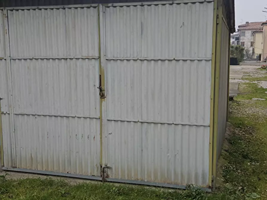 Immagine 25 di Appartamento in vendita  in Via Cavour n. 79 a Este