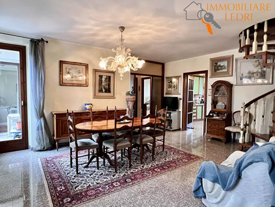 Immagine 3 di Appartamento in vendita  in Via Belvedere a Verona