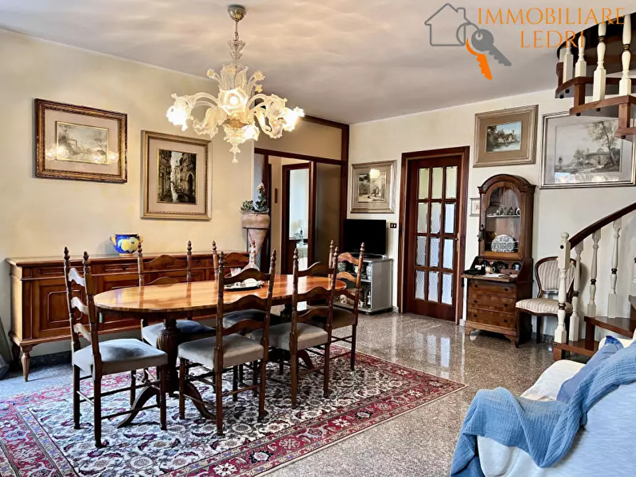 Immagine 16 di Appartamento in vendita  in Via Belvedere a Verona