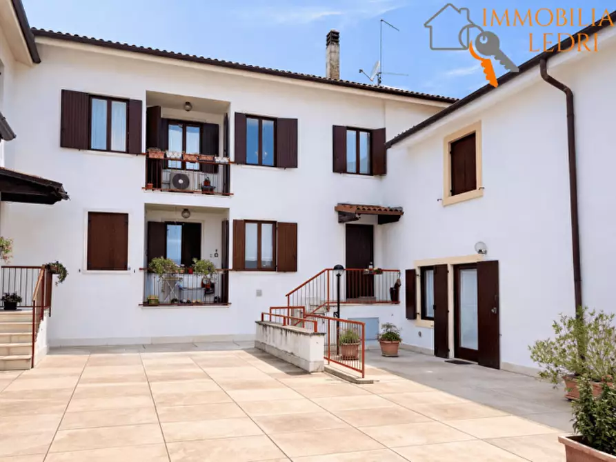 Immagine 24 di Appartamento in vendita  in Via Belvedere a Verona