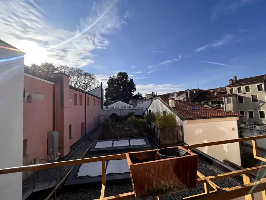 Immagine 11 di Appartamento in vendita  in Via San Francesco a Padova