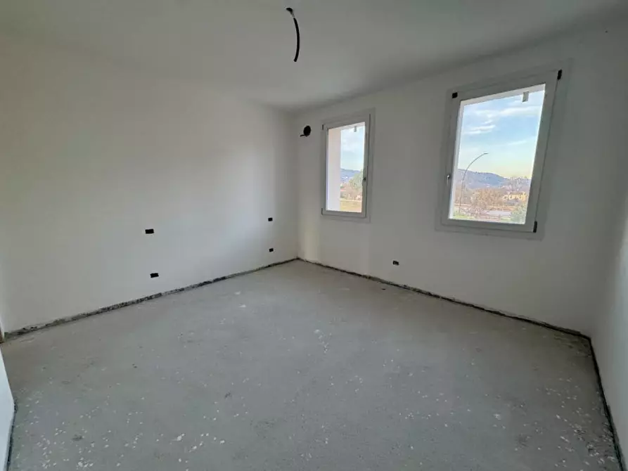 Immagine 15 di Appartamento in vendita  in Via Borgofuro a Este