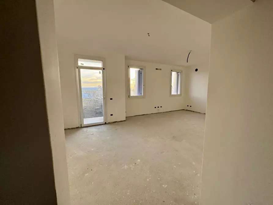 Immagine 17 di Appartamento in vendita  in Via Borgofuro a Este