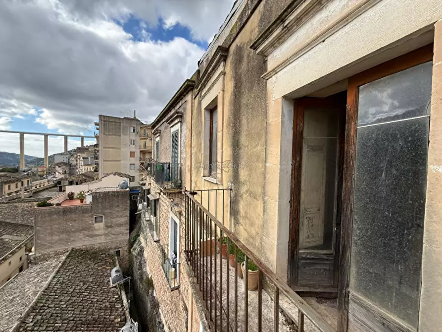 Immagine 15 di Casa indipendente in vendita  a Modica
