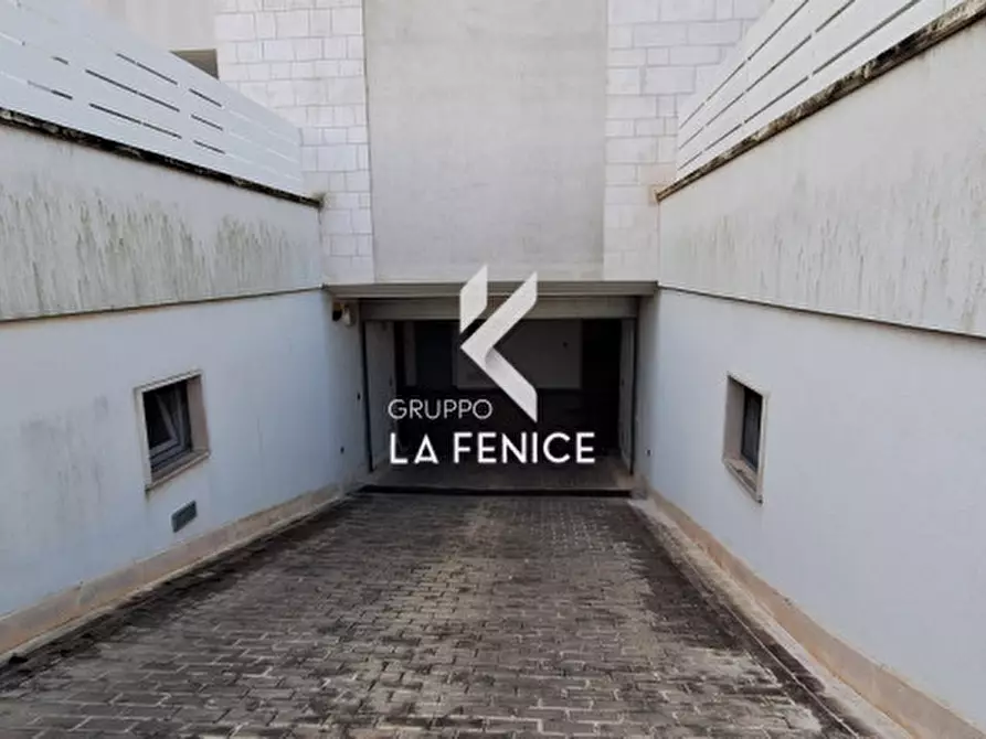 Immagine 2 di Posto auto in vendita  in VIA GIULIO PASTORE a Locorotondo