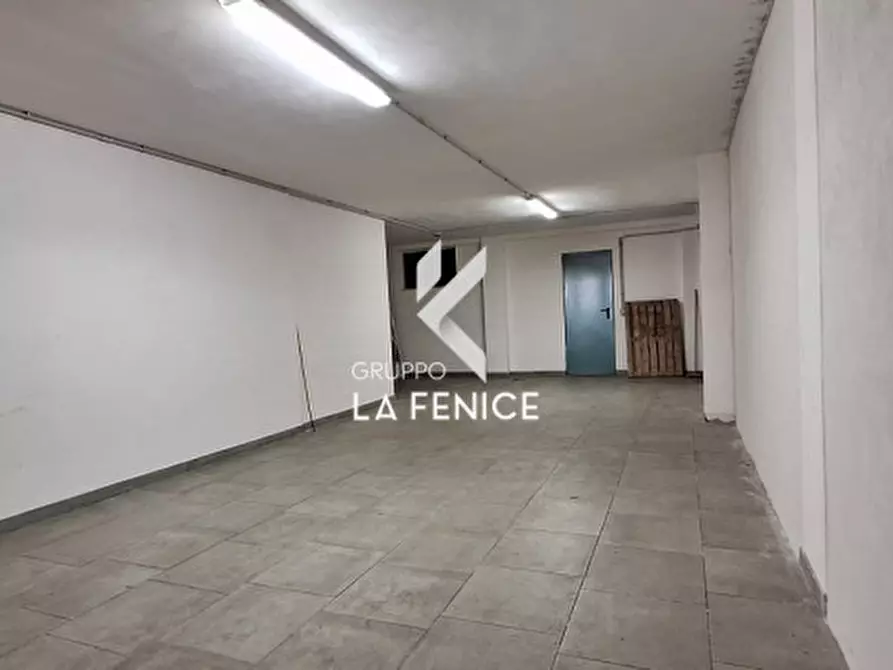 Immagine 6 di Posto auto in vendita  in VIA GIULIO PASTORE a Locorotondo