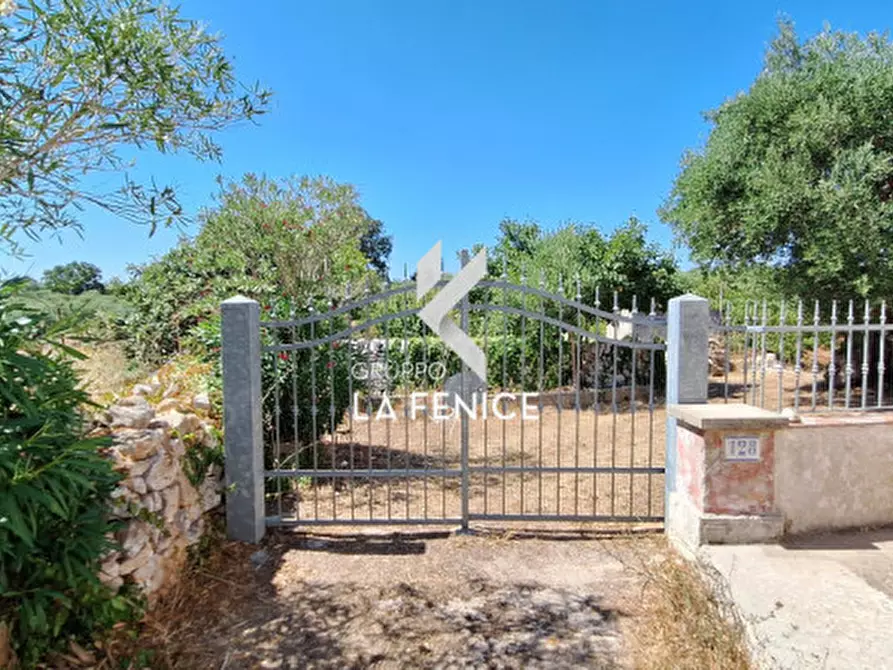 Immagine 13 di Rustico / casale in vendita  in contrada sisto a Locorotondo