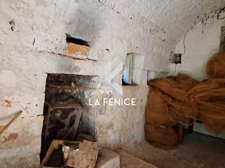 Immagine 33 di Rustico / casale in vendita  in contrada sisto a Locorotondo