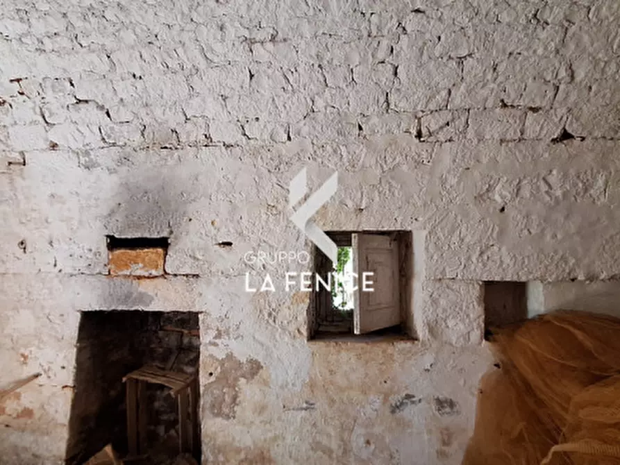 Immagine 41 di Rustico / casale in vendita  in contrada sisto a Locorotondo