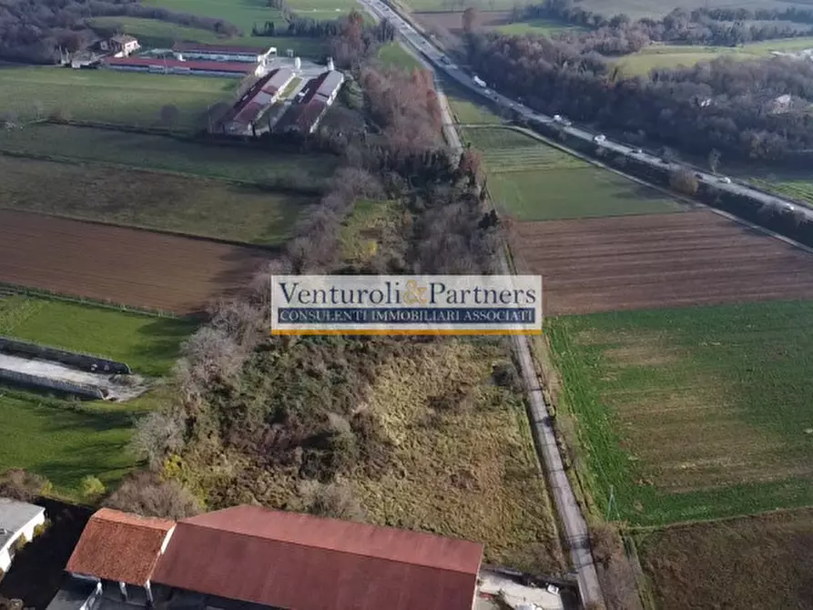 Immagine 3 di Terreno in vendita  in Via Staffolo a Lonato del Garda