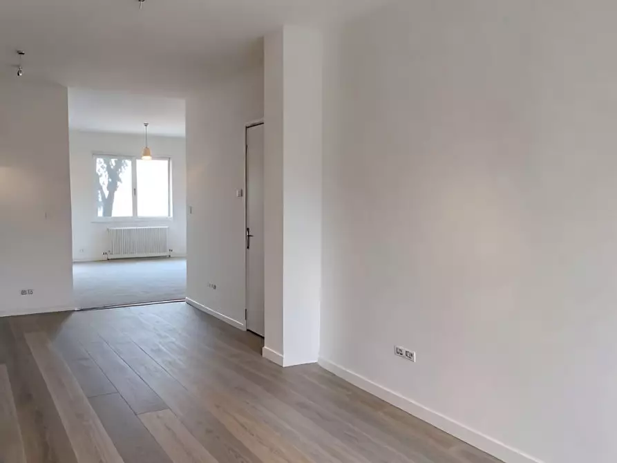 Immagine 5 di Appartamento in vendita  in Via Ugo Bassi a Treviso