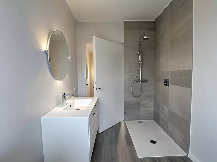 Immagine 8 di Appartamento in vendita  in Via Ugo Bassi a Treviso