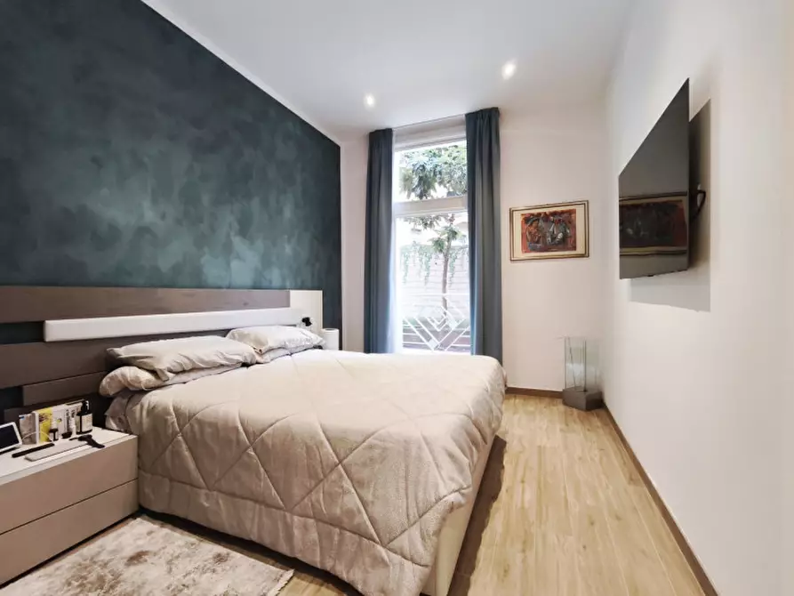 Immagine 5 di Appartamento in vendita  in Via Laura Bassi Veratti a Bologna