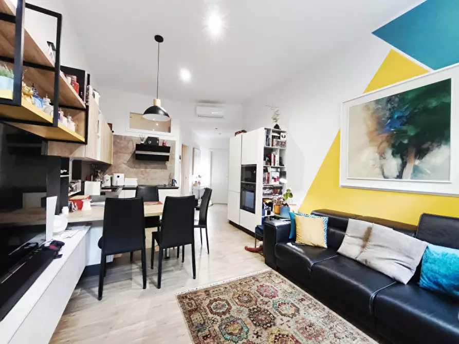 Immagine 10 di Appartamento in vendita  in Via Laura Bassi Veratti a Bologna