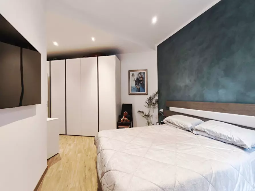 Immagine 18 di Appartamento in vendita  in Via Laura Bassi Veratti a Bologna