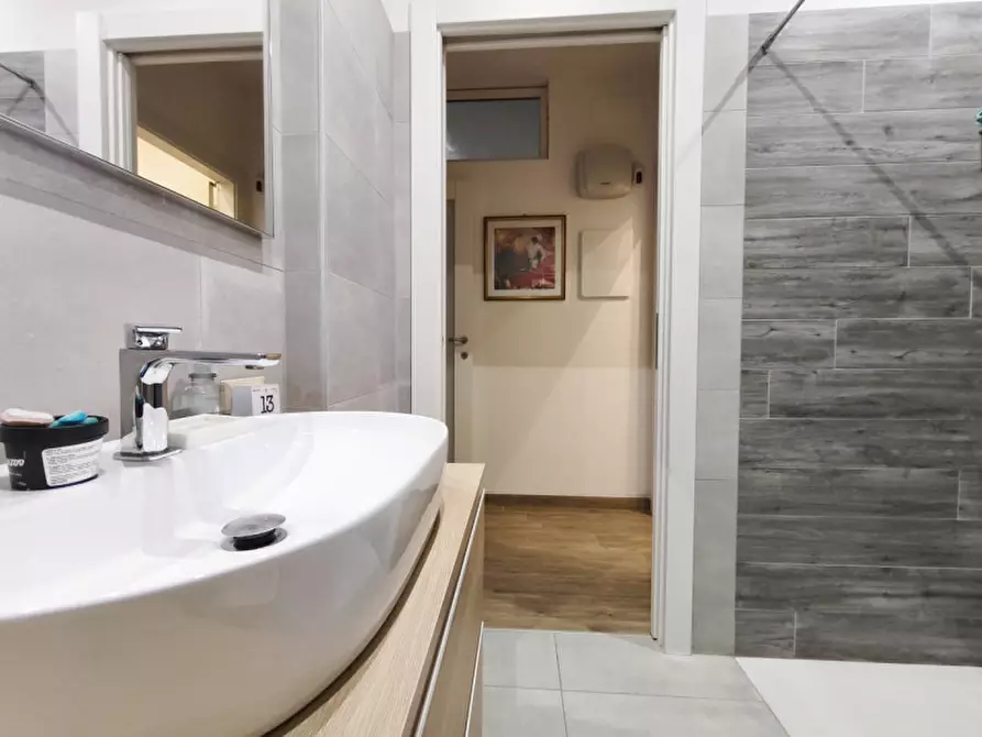 Immagine 27 di Appartamento in vendita  in Via Laura Bassi Veratti a Bologna