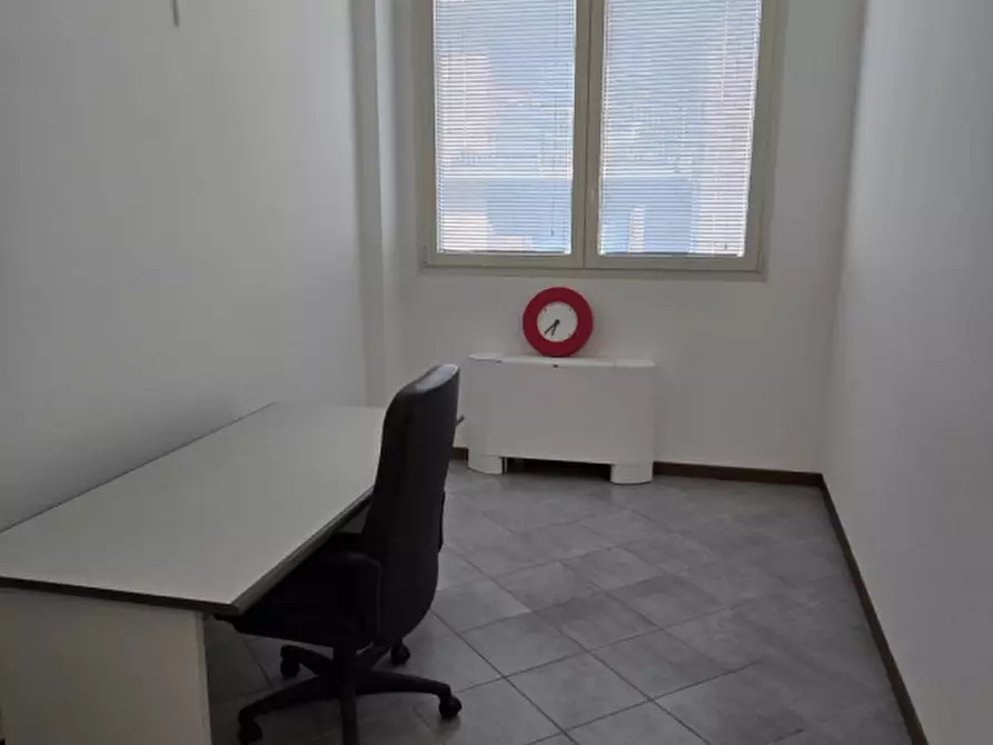 Immagine 14 di Ufficio in affitto  in Via Golfo dei Poeti, 1 a Parma