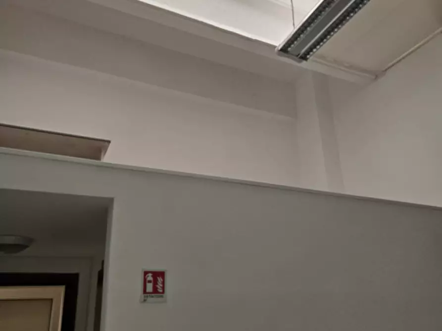 Immagine 21 di Ufficio in affitto  in Via Golfo dei Poeti, 1 a Parma