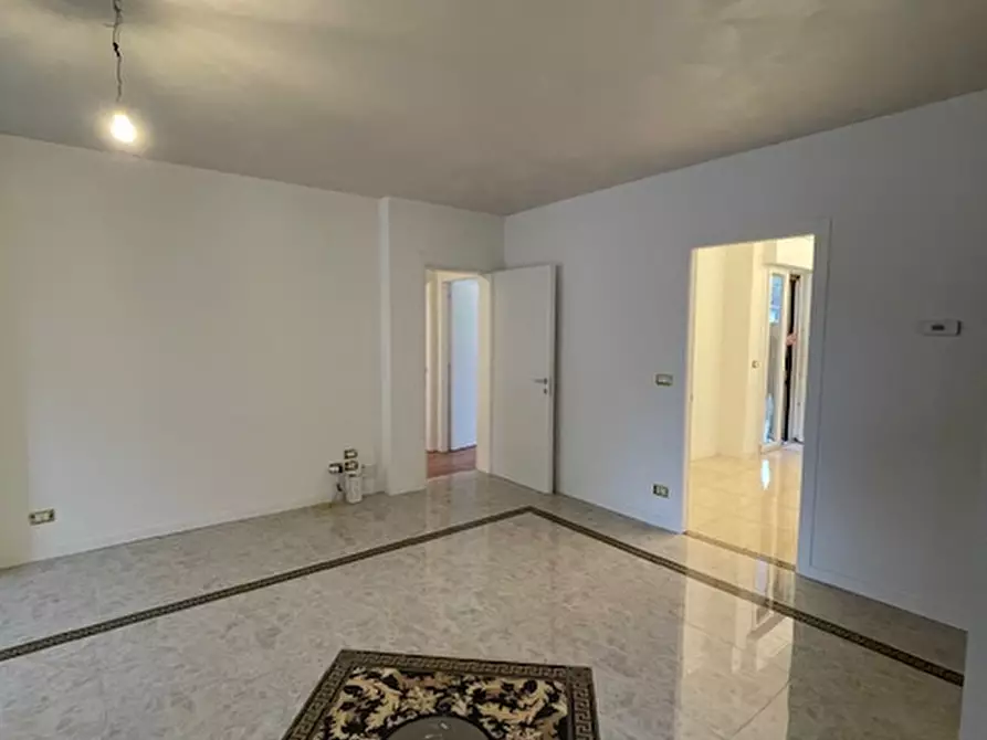 Immagine 6 di Appartamento in vendita  a Abano Terme