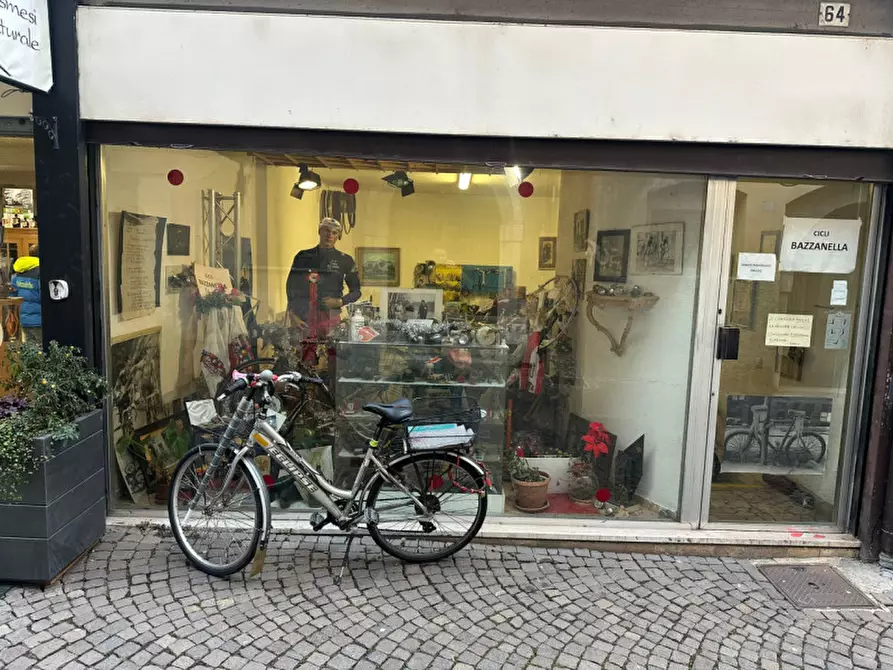 Immagine 2 di Negozio in vendita  in VICOLO DEL VO a Trento