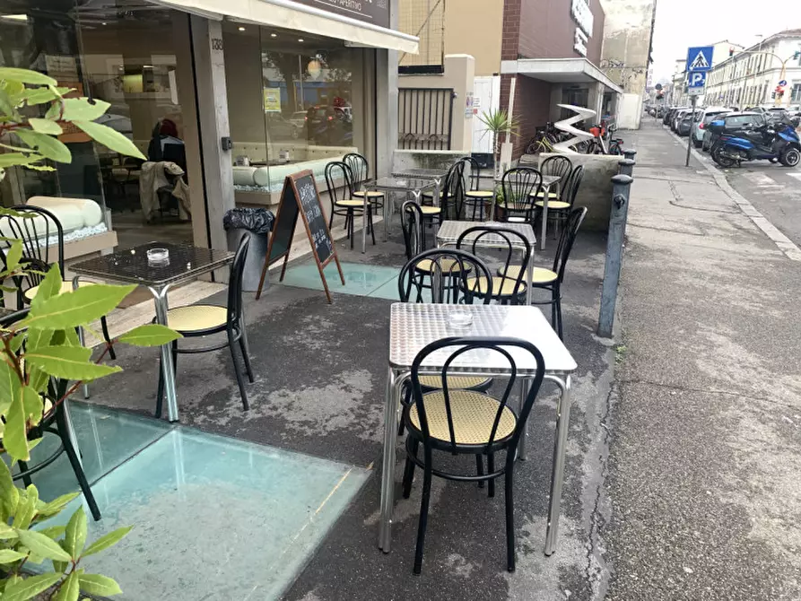 Immagine 13 di Attività commerciale in vendita  in VIA VERACINI a Firenze