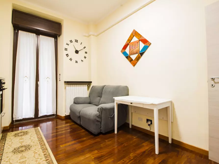 Immagine 2 di Appartamento in vendita  in Via Alba 5 a Torino