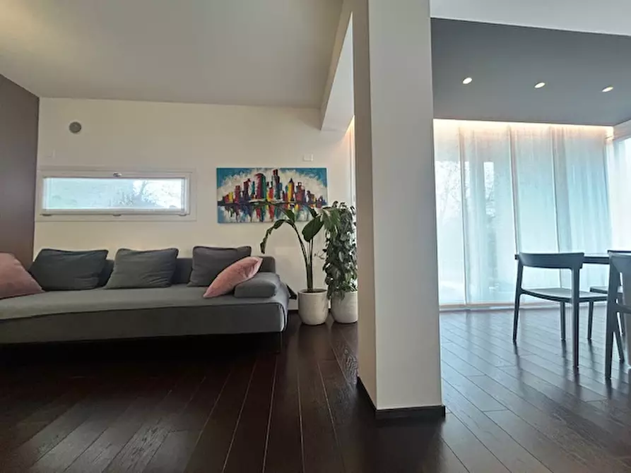 Immagine 3 di Villetta a schiera in vendita  in borgo Montegrappa a Castelfranco Veneto