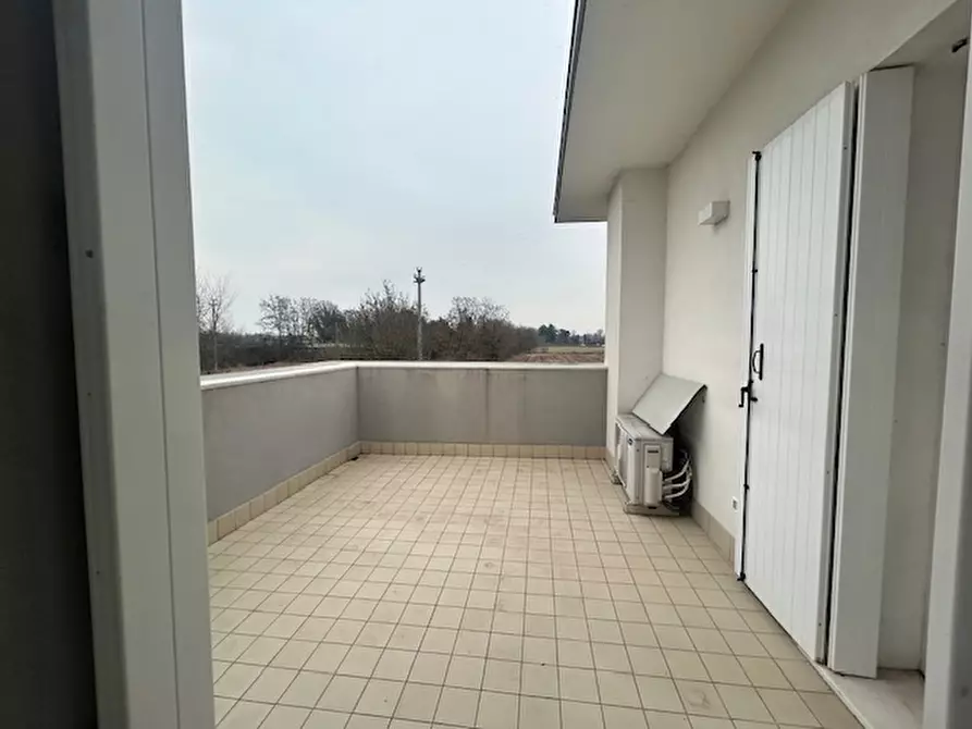 Immagine 12 di Villetta a schiera in vendita  in borgo Montegrappa a Castelfranco Veneto