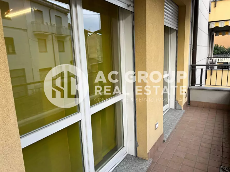 Immagine 11 di Appartamento in vendita  in Via Marconi a Turate