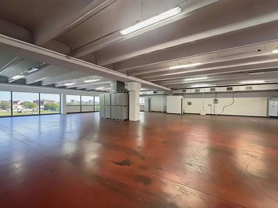 Immagine 6 di Ufficio in vendita  in Viale del Lavoro a San Martino Buon Albergo