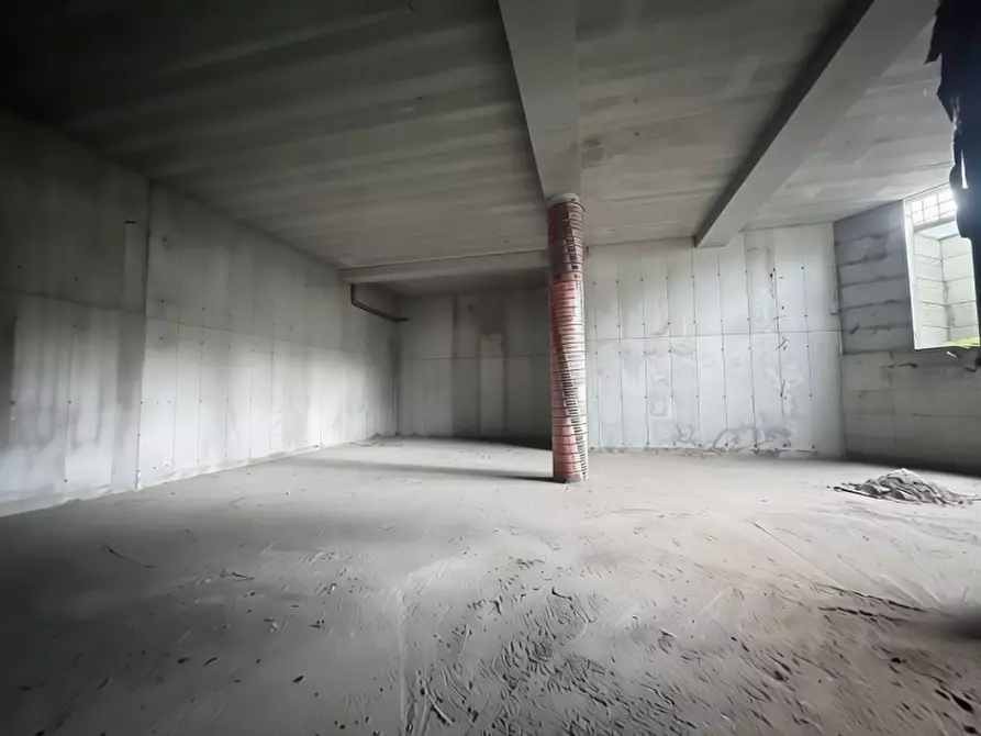 Immagine 7 di Ufficio in vendita  in Viale del Lavoro a San Martino Buon Albergo