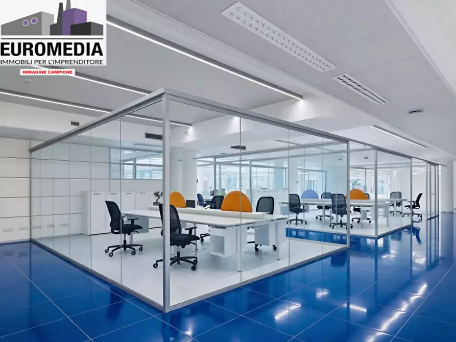 Immagine 8 di Ufficio in vendita  in Viale del Lavoro a San Martino Buon Albergo