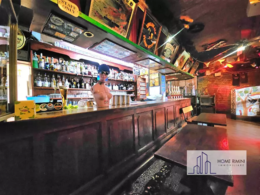 Immagine 2 di Negozio in vendita  in viale mantova 14 a Rimini