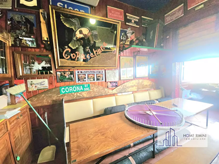 Immagine 9 di Negozio in vendita  in viale mantova 14 a Rimini